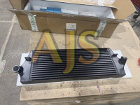 Интеркулер Ford Focus ST255 2.5l 2007-2010 MK2 седан фронт-маунт УЦЕНКА