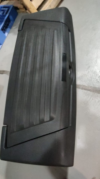 Toyota Hilux, Tundra ящик для инструмента и запчастей в кузов 1400*550*500 УЦЕНКА